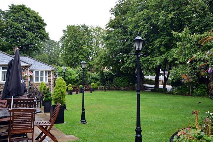 Dimple Well Lodge Hotel Wakefield Exterior foto